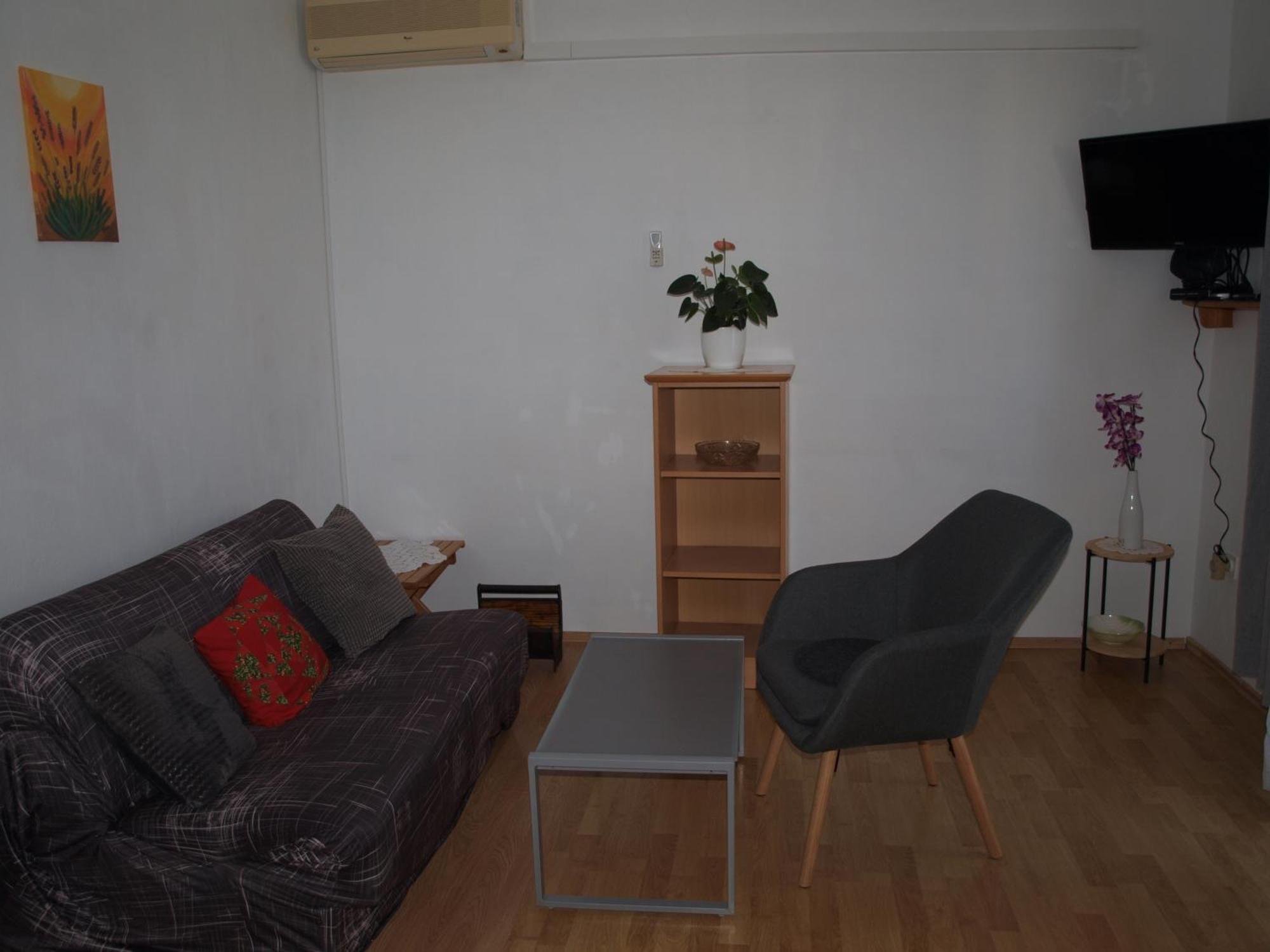 Rooms With A Parking Space Krk - 13553 Vrh  ภายนอก รูปภาพ